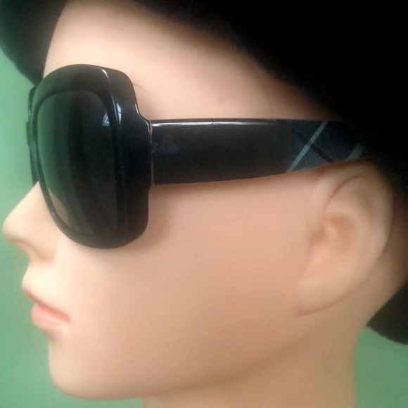 Burberry BE4074 Sunglasses-3169/87 Black